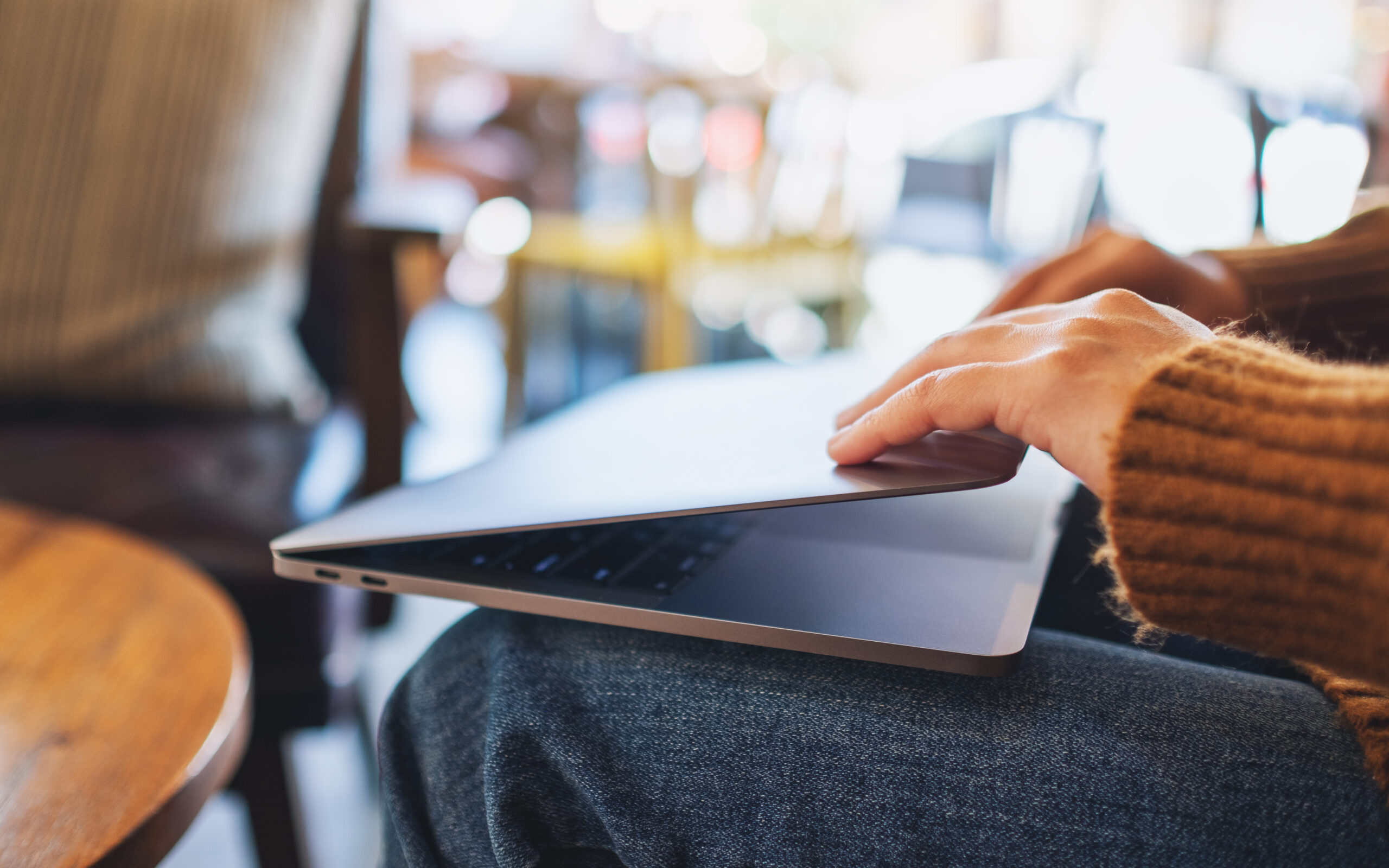 Understanding The ‘Right to Switch Off’: An Employer’s Guide